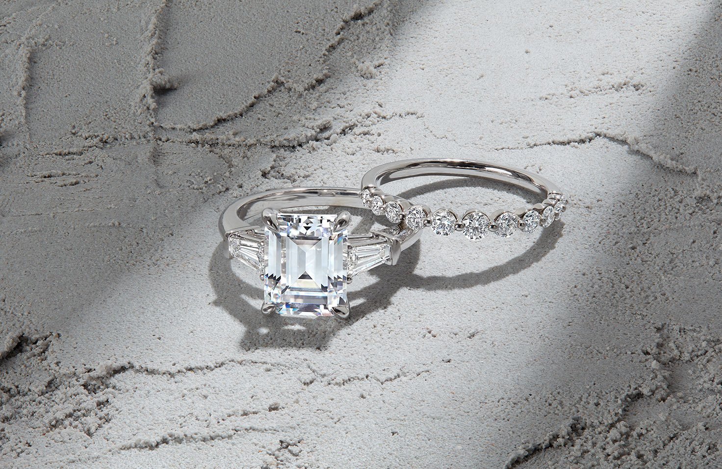 Most Popular Engagement Ring Settings by Decade I VRAI